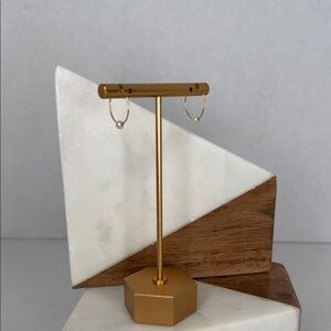 Vintage Estate Delicate Gold and Pearl Hoop Earrings lot E30